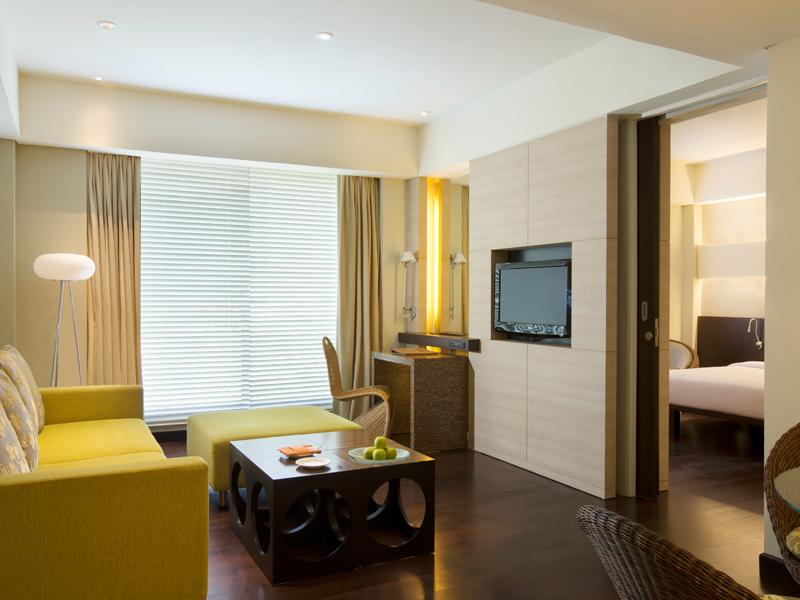 Novotel Manado Golf Resort & Convention Center Exterior photo