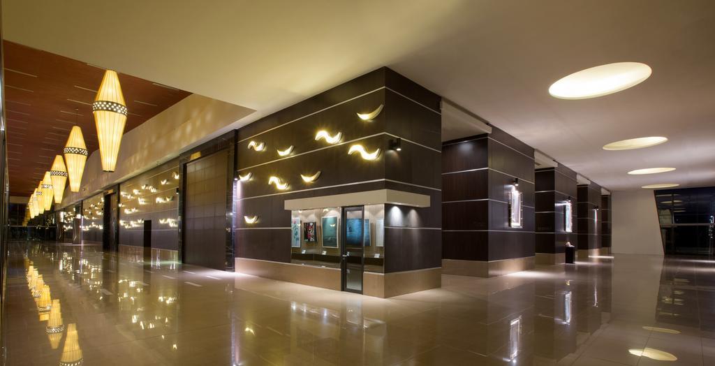 Novotel Manado Golf Resort & Convention Center Exterior photo