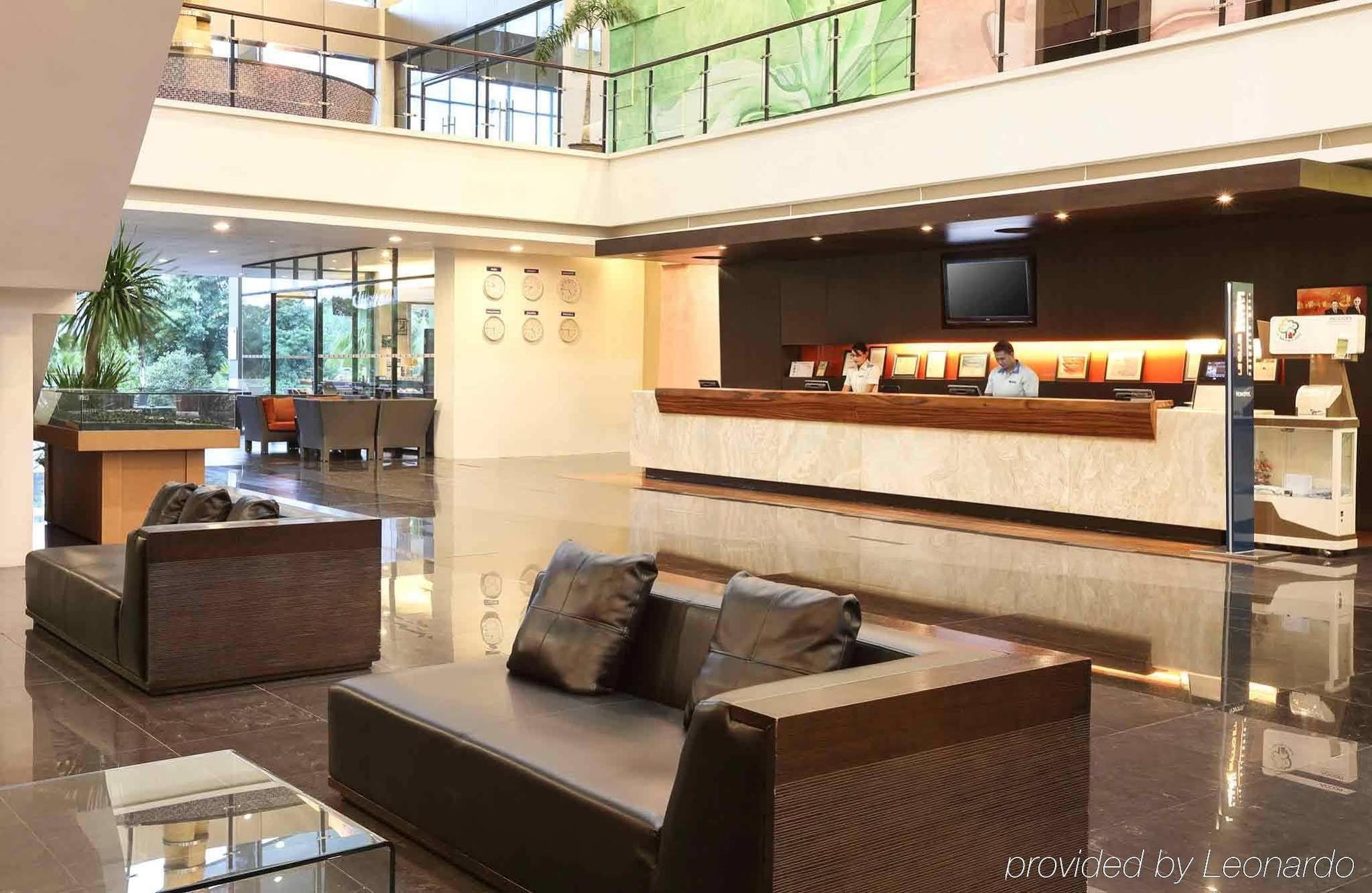 Novotel Manado Golf Resort & Convention Center Exterior photo